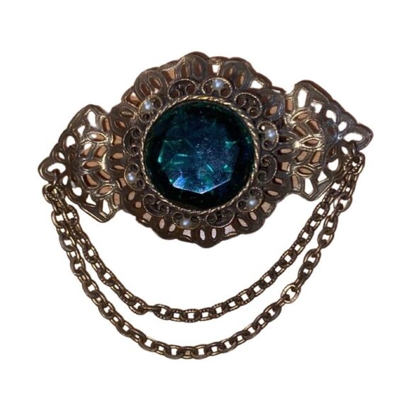 Large Vintage Brooch with Green Stone and Pearls - Picture 1 of 8